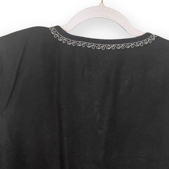 Susan Graver Style Embroidered Blouse Top Women's Medium Black Linen Blend Boho - Picture 3 of 7